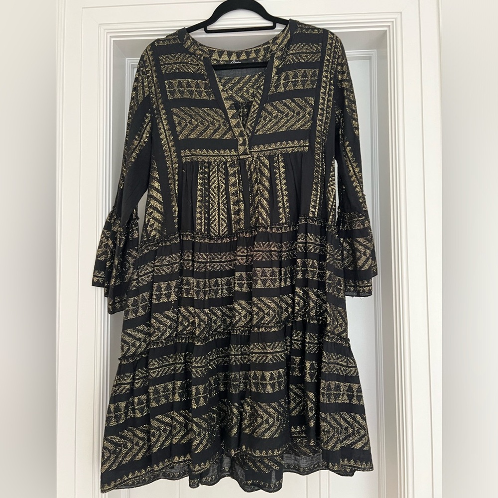 Devotion Black & Gold dress size S.